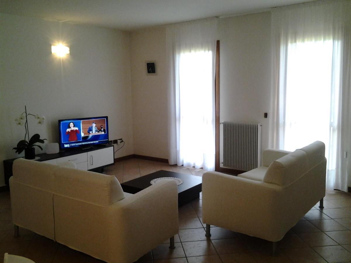 Casa Vacanze La Palanca Revine Lago Luaran gambar